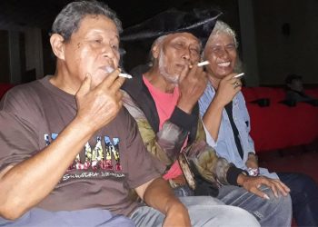 Teater Alam “Nglilir”, Pentaskan “Montserrat”