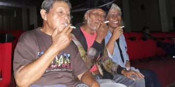 Teater Alam “Nglilir”, Pentaskan “Montserrat”