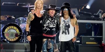Jokowi Hadir ke Konser Guns N’Roses di GBK, Kamis Besok?