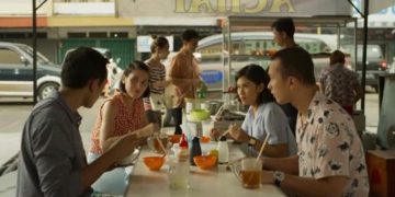 ‘Aruna dan Lidahnya’ – Semua Masalah Bisa Diselesaikan di Meja Makan