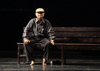 Teater Alam dalam Kemasan Trilogi Buku