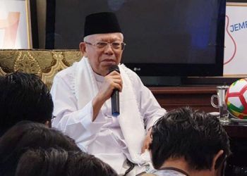 Wow!! Ternyata Kiai Ma’ruf Adalah Milanisti dan Red Army