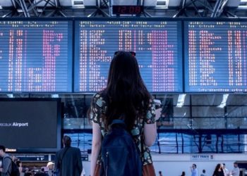 Pilih Google Flights, Skyscanner,  Kayak atau Expedia?