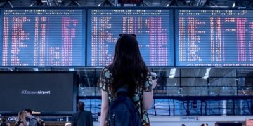 Pilih Google Flights, Skyscanner,  Kayak atau Expedia?