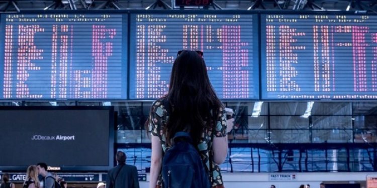Pilih Google Flights, Skyscanner,  Kayak atau Expedia?