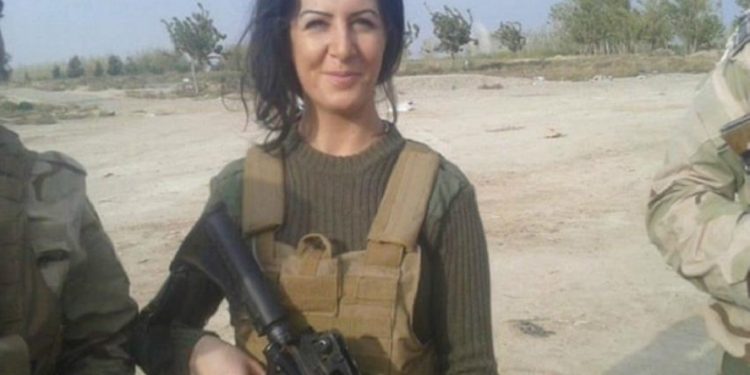 Dari Sniper Jadi Penulis: Keberanian ‘Singa’ Perempuan Kurdi Memerangi ISIS