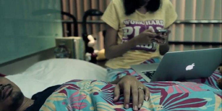Reza Rahadian Sempat Ragu untuk Bintangi Film Twivortiare