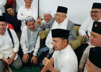 Jari Satu Bima Arya di Depan KH Ma’ruf Amin