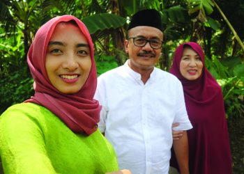 Demi Upah Lima Ribu Rupiah