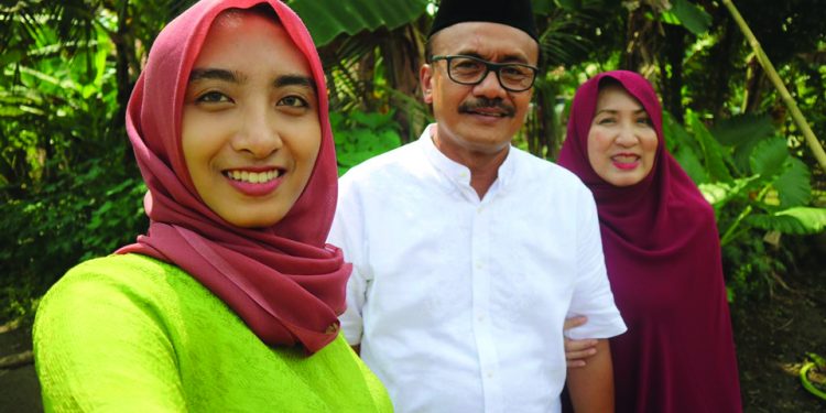 Demi Upah Lima Ribu Rupiah