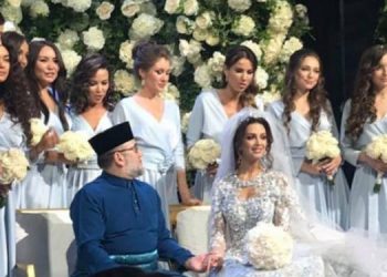 Raja Agong Hilang di Balik Ratu