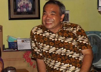 Aqua Dwipayana, Aku Melihat-Aku Mendengar