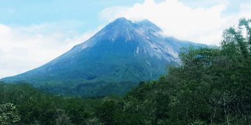 Ketika Merapi tak Berselimut Kabut