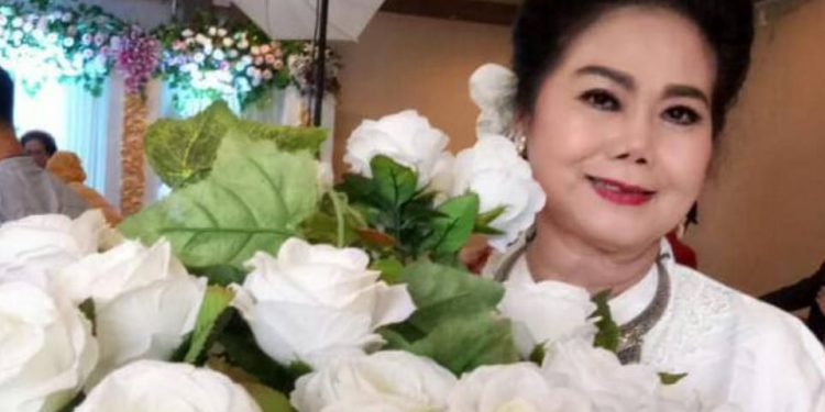 Yani Saptohudoyo dan Niluh Sudarti tentang Pameran Seni Rupa Online
