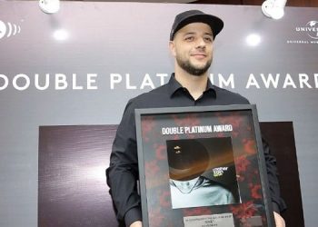 Maher Zain Raih Double Platinum di Indonesia