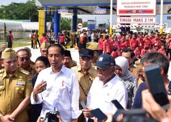 Resmikan Tol Trans Sumatera, Hasto: Jokowi Tembus Kebuntuan