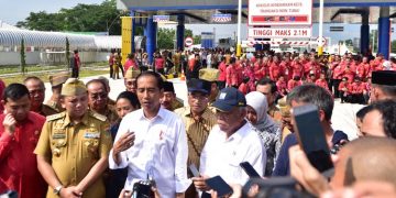 Resmikan Tol Trans Sumatera, Hasto: Jokowi Tembus Kebuntuan