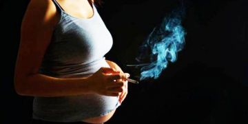 Ibu Perokok Kemungkinan Lahirkan Anak Gay