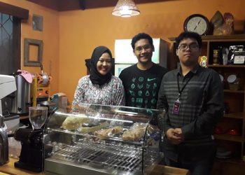 Kopi Tuli, “Touch Your Heart”