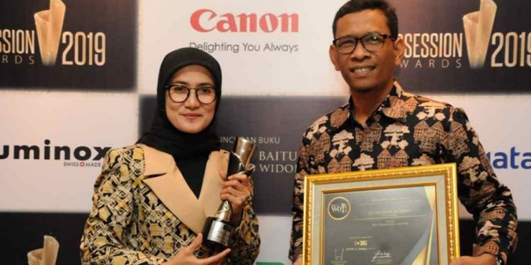 Bupati Lebak Raih Penghargaan Best Regional Leaders