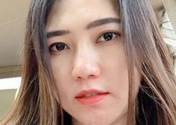 Keprihatinan Via Vallen Saat Kunjungi  Dusun Terpencil di Sidoarjo