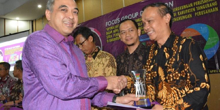 Pemkab Tengerang Beri Penghargaan CSR