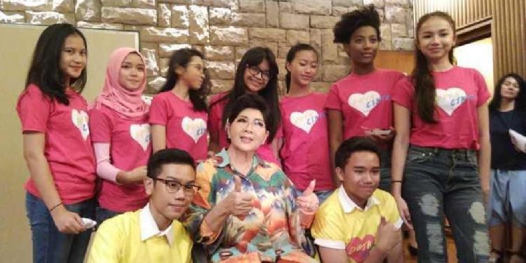 Titiek Puspa Unjuk Kebolehan bersama Anak Anak di ‘Hey Tayo’