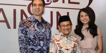 BJ Habibie Puji Akting Maudy Ayunda yang Jadi Ainun