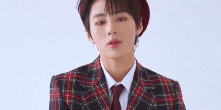 Ha Sung Woon Siap Ikuti Sesi Foto dengan Penggemar yang Hoki