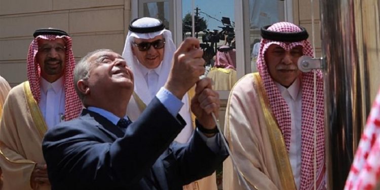 Saudi Kembali Buka Konsulat di Irak, Bantu US$1 Miliar Dolar