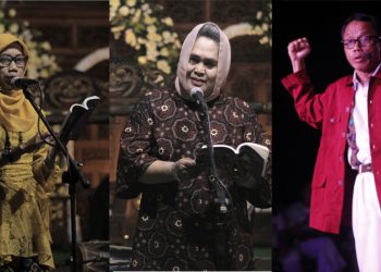 Membaca Hujan di Bulan Purnama