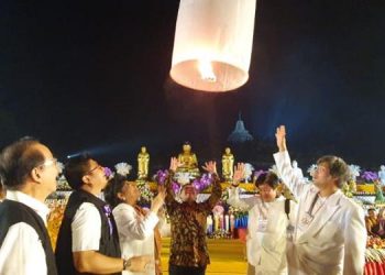 Ribuan Lampion Perdamaian di Borobudur