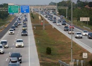 Kemenhub Kaji Pemberlakuan Satu Arah dan Ganjil Genap di Tol Saat Arus Mudik