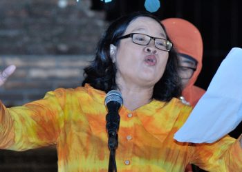 Para Penyair di Bulan Purnama