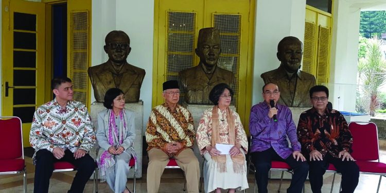 Trah “Panitia 9” Serukan Persatuan