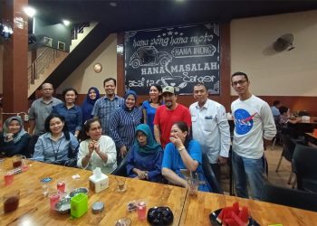 Alumni F&B Lintas Angkatan Bukber di Keude Khupi Aceh Corner