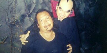 Di Balik Kacamata Mualaf Deddy Corbuzier