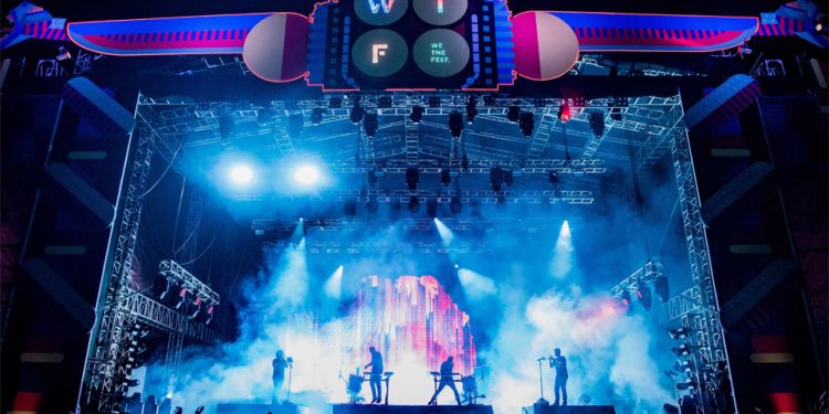 Travis Meriahkan “We The Fest 2019”
