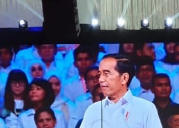 Jokowi: Akan kita paksa untuk mau
