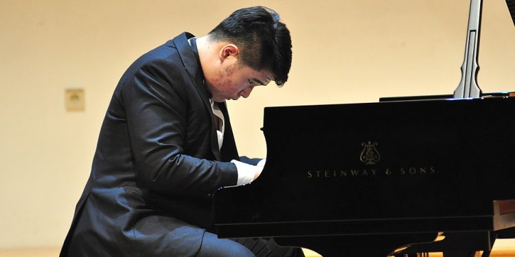 Konser Pianis Klasik Jonathan Kuo, Diawali dari Karya Beethoven, Diakhiri dengan Prokof