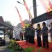 Masyarakat Berjejer Lihat Mupen On The Road