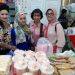 Makanan dan Tampilan Beradu Top