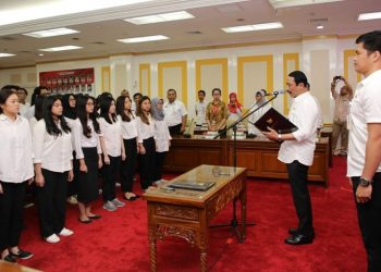 Kemendagri Kukuhan 80 Kurator Festival Gapura Cinta Negeri
