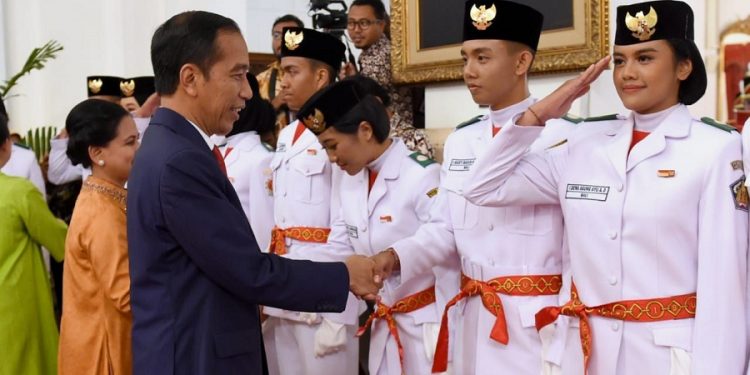 Presiden Kukuhkan Anggota Paskibraka 2019