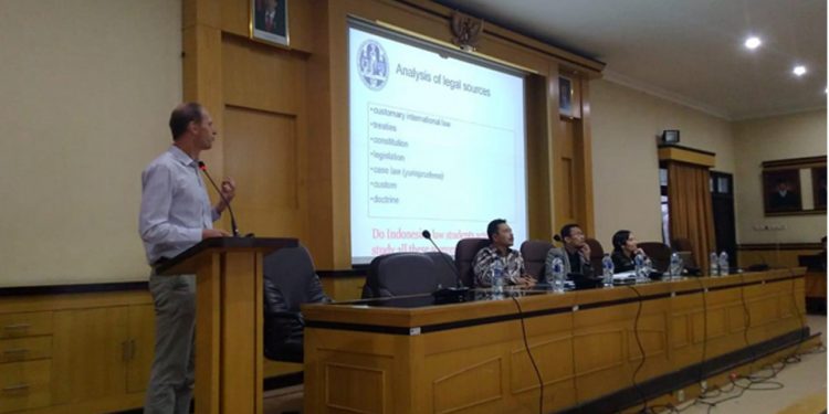 SLEEI, Perkuat Pendidikan Hukum Indonesia