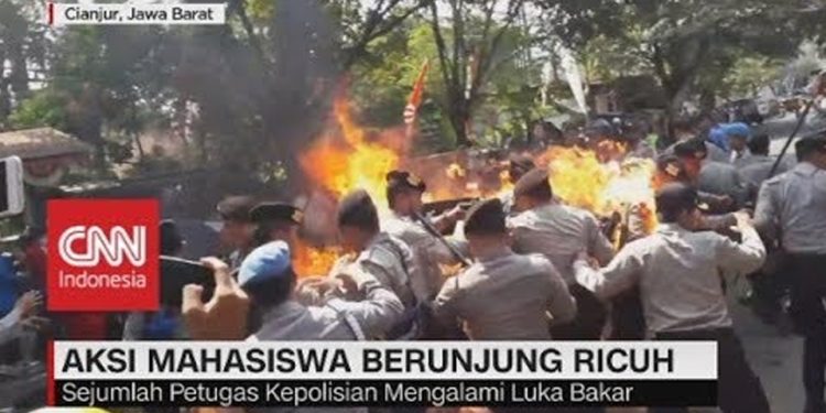 IPW Kecam Pembakaran Polisi