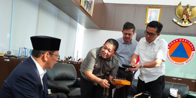Di Balik “Hutan Cinta” Madina