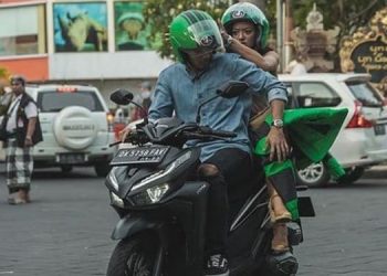 Kisah Cinta Semalam Seorang Pengemudi Ojek