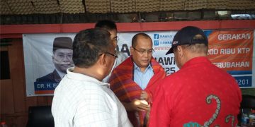 Ulos Buat Edy Ikhsan Menuju Pilkada Medan