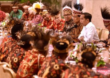 Janji Jokowi: 1000 Lulusan Asal Papua-Papua Barat akan Diterima Bekerja di BUMN dan Swasta Besar